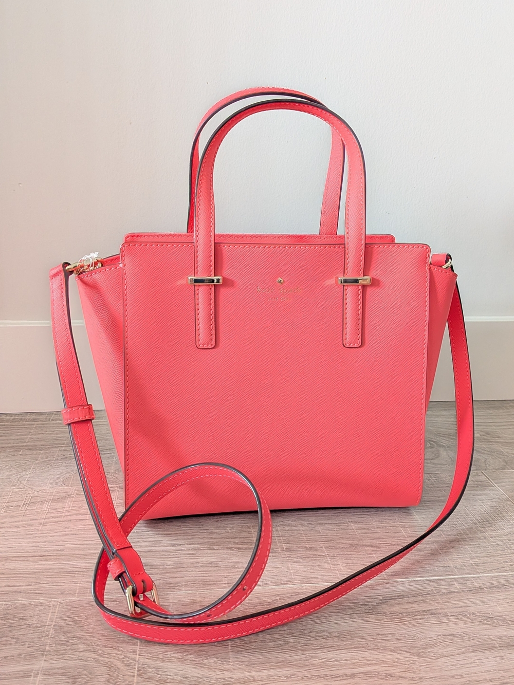 NWT Kate Spade Small Hayden Cedar Street Coral Leather Saffiano Purse